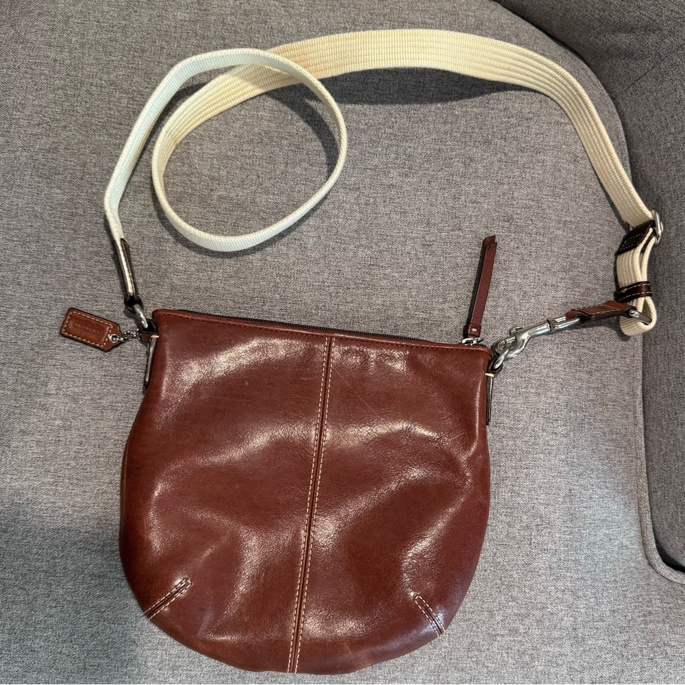 Coach Soho swingpack adjustable crossbody